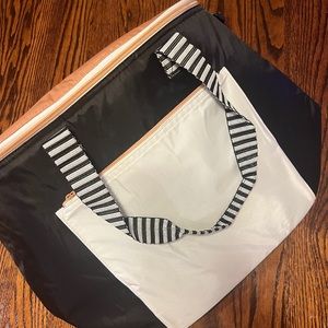 SOLD thirty-one cooler tote